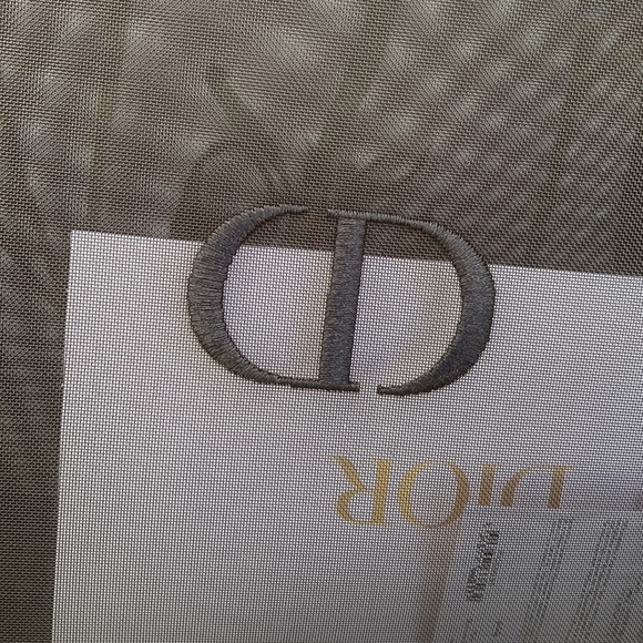 Dior New Large Beauty Clutch bag🥳🥳❌❌ - Picture 3 of 5